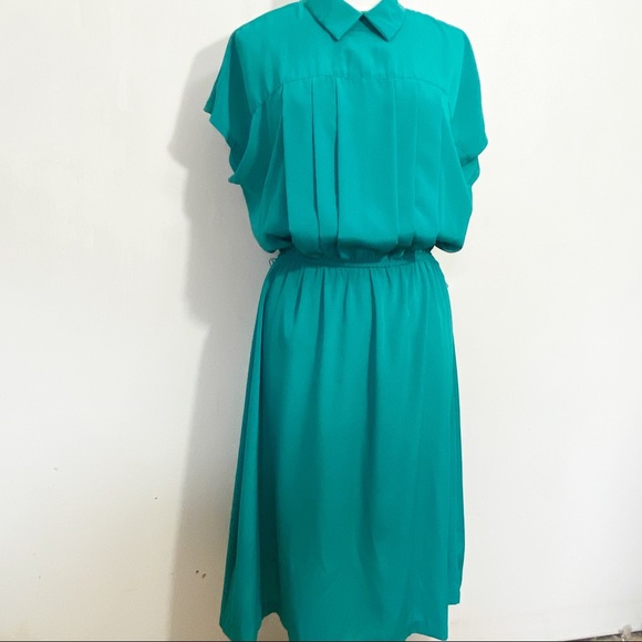 pellini petites Dresses & Skirts - PELLINI PETITES VTG tucked elastic waist dress 14